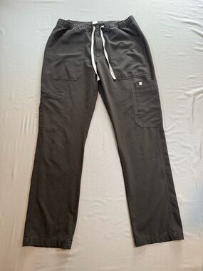 Figs Black Technical Collection Scrubs Size M